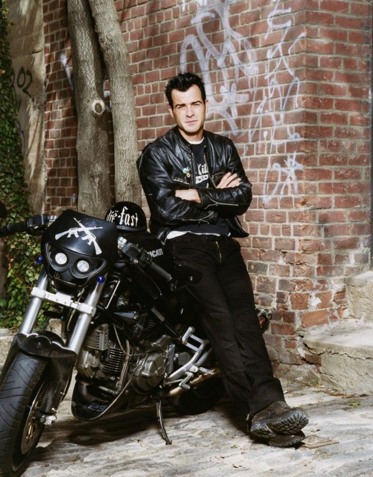 Justin Theroux Moto